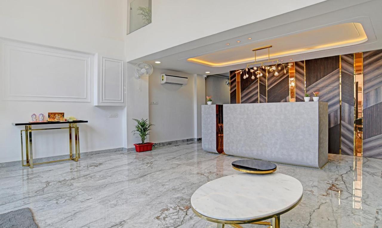 Itsy Hotels Phoenix Indore Bagian luar foto