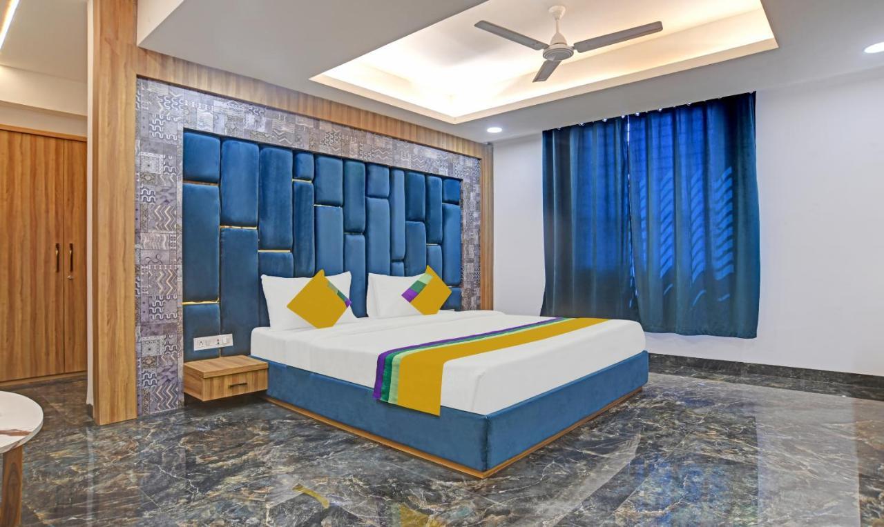 Itsy Hotels Phoenix Indore Bagian luar foto